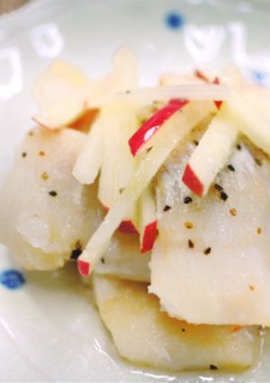 カレイのソテー 〜りんごソース〜-レシピのメイン写真
