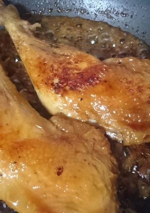 ＊クリスマス＊　クリスマスチキン (ローストチキン ～骨付き鶏もも肉のロースト)-レシピのメイン写真