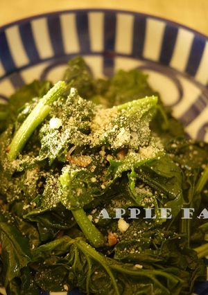 ほうれん草とにんにくのホットサラダ-レシピのメイン写真
