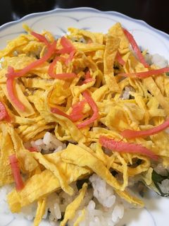 みんな大好き 鮭のちらし寿司-レシピのメイン写真