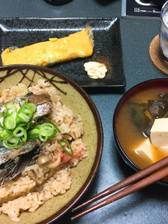 秋を感じる簡単格安さんまご飯!-レシピのメイン写真