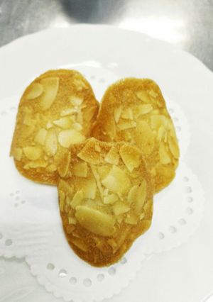 アーモンドのチュイール-レシピのメイン写真