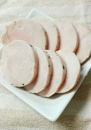 簡単!塩抜き無し!鶏ハム-レシピのメイン写真