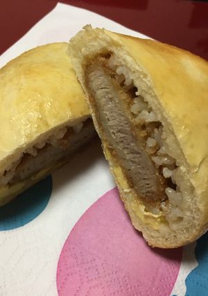カツ丼ピロシキ( ノ_ಠ )-レシピのメイン写真