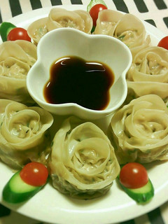 簡単餃子の包み方 バラ餃子(薔薇餃子) -レシピのメイン写真