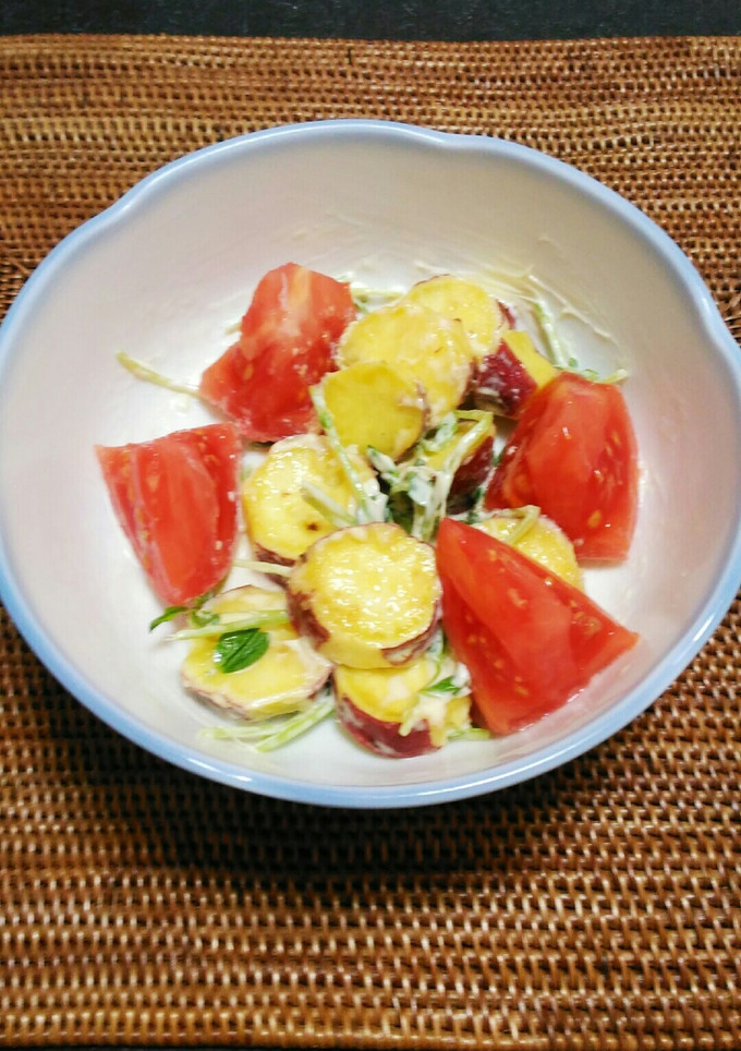 さつまいもと豆苗のデリ風サラダ-レシピのメイン写真