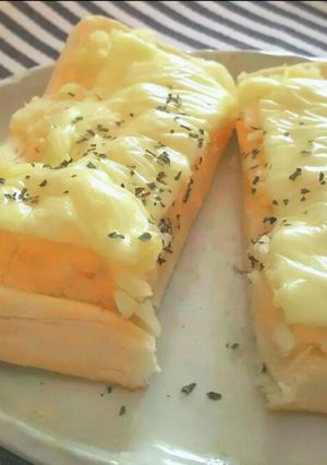 タラモサラタのトースト-レシピのメイン写真