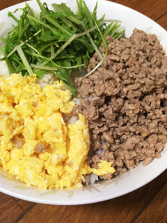 3色丼-レシピのメイン写真