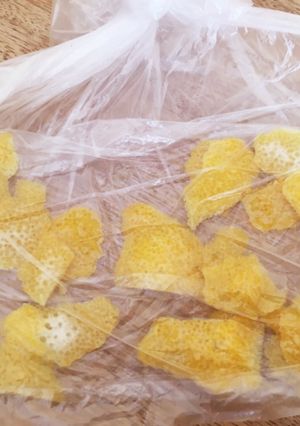 ♪簡単♪重宝♪レモンの皮保存-レシピのメイン写真