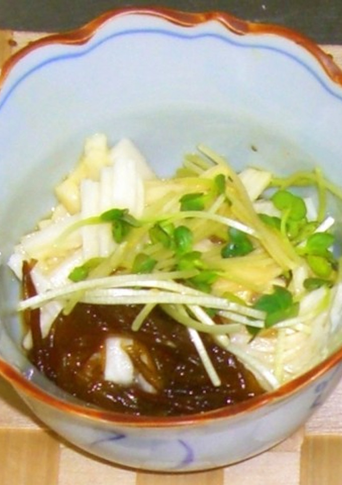 長芋ともずくのネバネバ和え★わさび醤油で-レシピのメイン写真