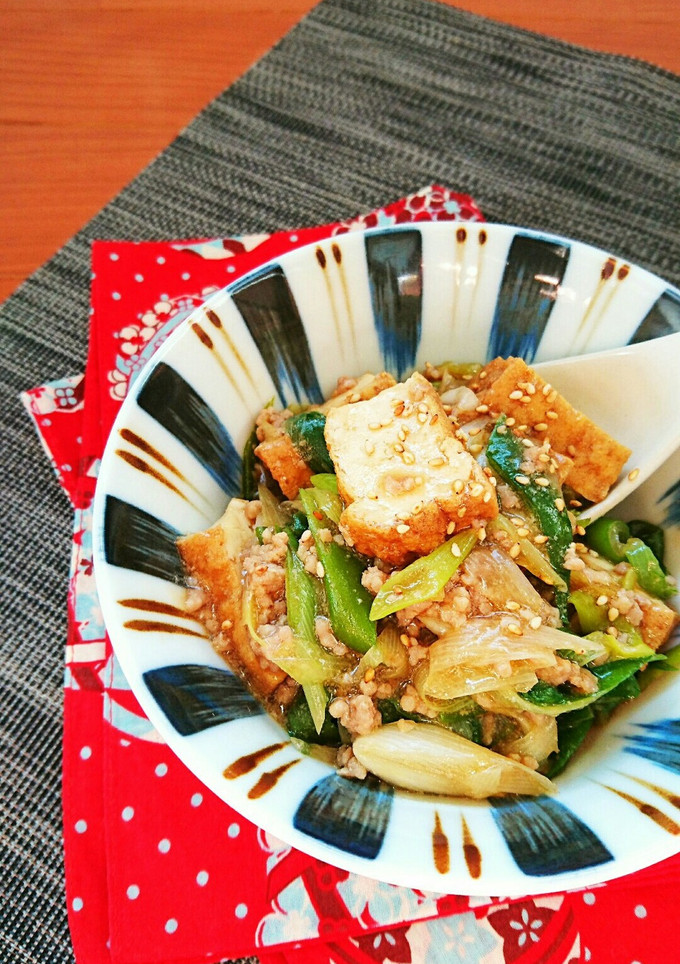 レンジで簡単☆厚揚げと葱の中華そぼろ煮。-レシピのメイン写真