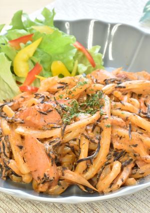 ひじきのケチャマヨうどん-レシピのメイン写真