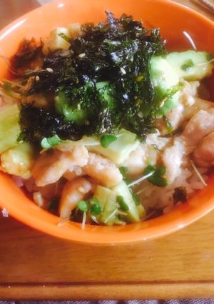 鶏肉とアボカドの丼✨-レシピのメイン写真