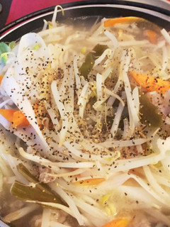豚肉ともやしのコショウ鍋-レシピのメイン写真