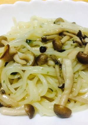 松茸風味のシメジうどんパスタ-レシピのメイン写真