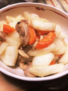 簡単!大根(かぶ)と鶏の炒め煮-レシピのメイン写真