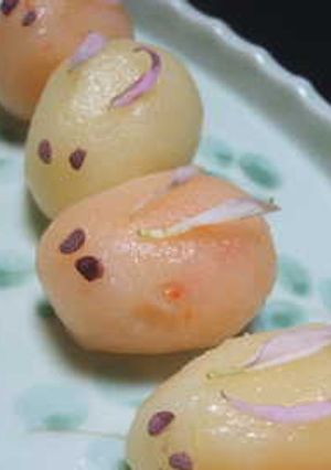 お月見にお花でカワイイうさぎ団子＊-レシピのメイン写真