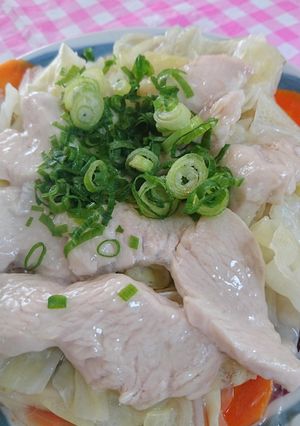 簡単。蒸し料理。鶏胸肉とキャベツ-レシピのメイン写真