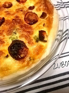 たっぷりチーズのおつまみキッシュ-レシピのメイン写真