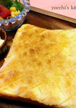 簡単朝食！幸せのメロンパントースト-レシピのメイン写真
