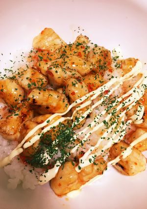 ささみのチリソースマヨネーズ掛け丼-レシピのメイン写真