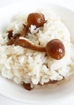 なめこの炊き込みご飯-レシピのメイン写真