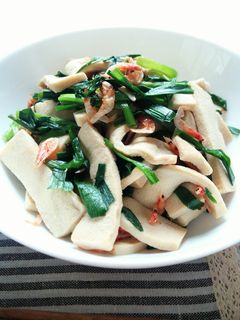 高野豆腐とニラのシンプル炒め-レシピのメイン写真
