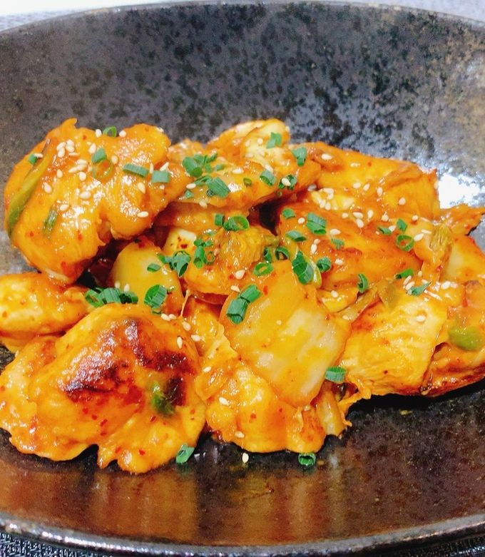 ごはんがすすむ！鶏むねキムチーズ炒め-レシピのメイン写真