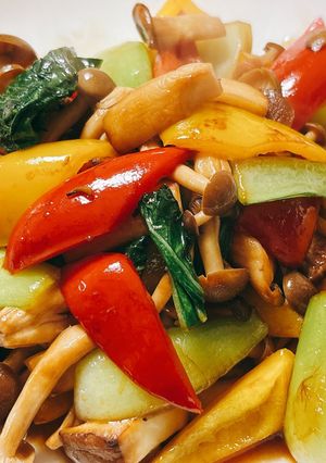 きのこと彩り野菜のオイスターソース炒め-レシピのメイン写真