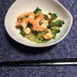 海老とセロリの葉のエスニック炒め
