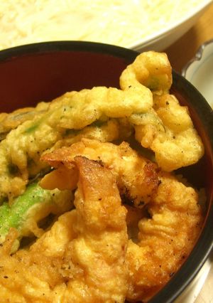 衣に一工夫で、サックリ！美味しい天麩羅丼-レシピのメイン写真