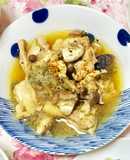 鶏肉としいたけとしめじのみぞれ煮