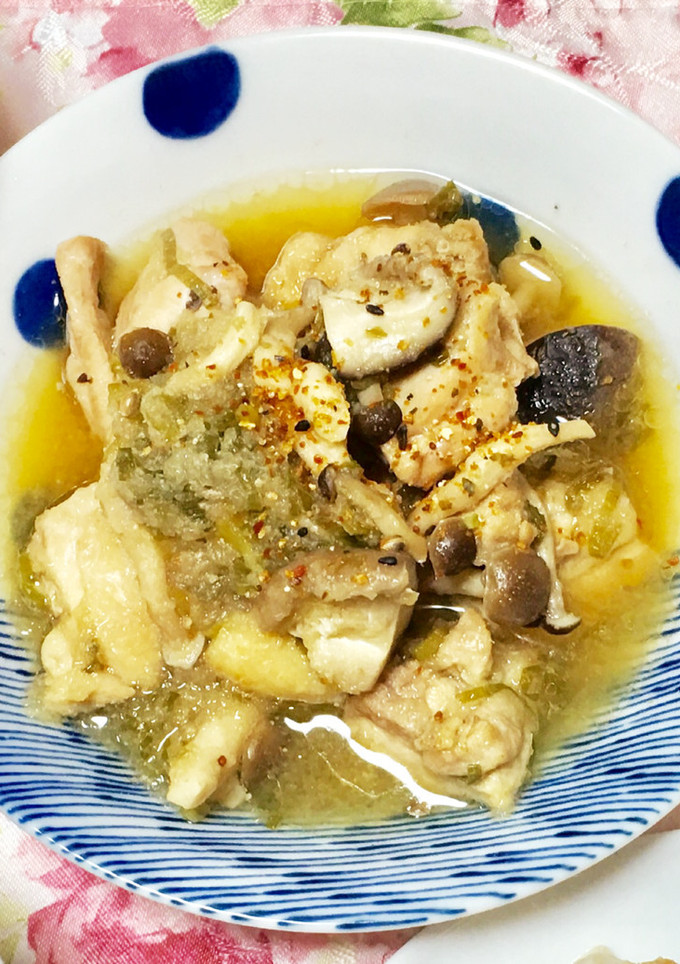 鶏肉としいたけとしめじのみぞれ煮-レシピのメイン写真