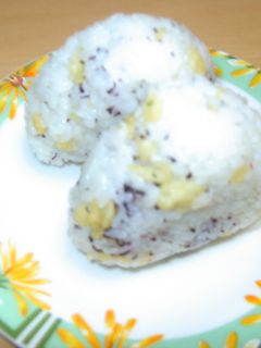 天かすとゆかりのおにぎり-レシピのメイン写真