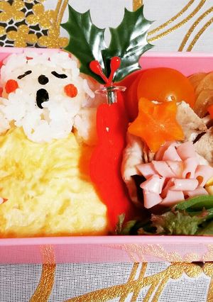 クリスマスはまだよ　寝てるサンタさん-レシピのメイン写真