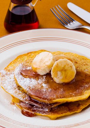 バナナと卵だけ！もちもちパンケーキ-レシピのメイン写真