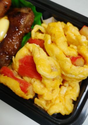 簡単♪カニかまバター炒り玉子-レシピのメイン写真