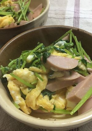 5分でパッ！豆苗の彩り炒め-レシピのメイン写真