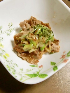 豆苗+豚肉+長ネギの簡単ソテー-レシピのメイン写真