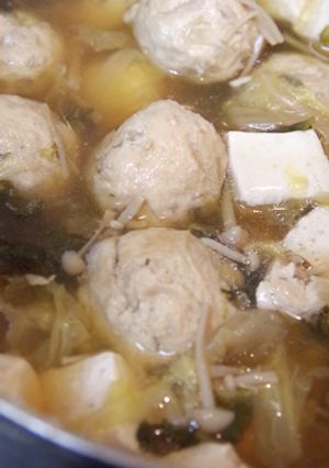 簡単☆ふわふわ鶏ひき肉団子♡お鍋に-レシピのメイン写真