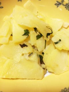 じゃがいも塩レモンとパクチー炒め-レシピのメイン写真
