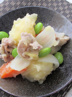 脱マンネリ!豚肉で作る塩肉じゃが-レシピのメイン写真
