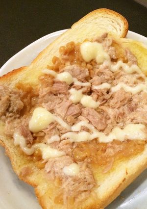朝食にいかが?ツナ納豆パン-レシピのメイン写真