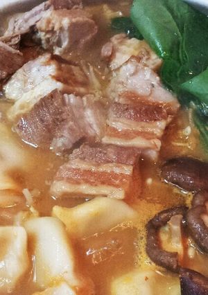 トロほろ豚角煮入り ちょい辛 味噌鍋-レシピのメイン写真