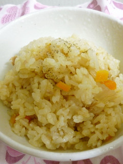 和洋折衷♪炊飯器ピラフ-レシピのメイン写真