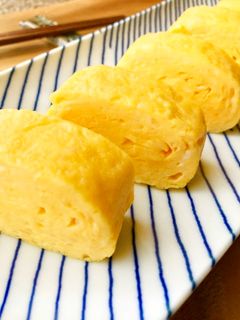 お弁当にも!甘酒で作るふわふわ卵焼き-レシピのメイン写真