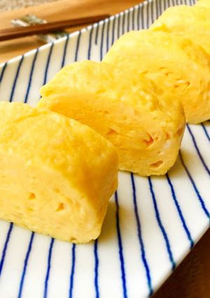 お弁当にも！甘酒で作るふわふわ卵焼き-レシピのメイン写真