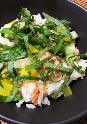 簡単！美味！食べ過ぎ注意♡三色ちらし寿司-レシピのメイン写真