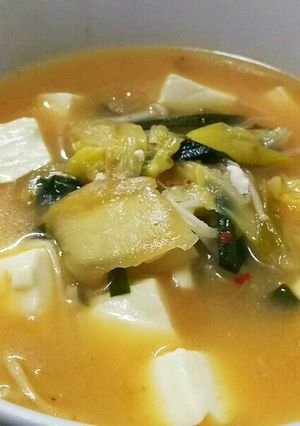 キムチと豆腐のピリ辛みそ汁-レシピのメイン写真