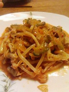 ゴーヤとキムチで赤い野菜炒め-レシピのメイン写真